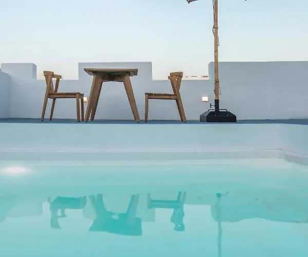 Voca Hotel&suites 4* Kamári